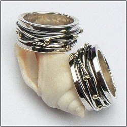 begin Monet Bezem Handgemaakte zilveren ring met goud Lluvia de oro 51147 – Flamenco Sieraden