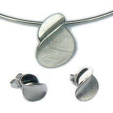 tolerantie Kosciuszko Grand Zilveren collier met hanger met oorstekers 64560-65423 – Flamenco Sieraden